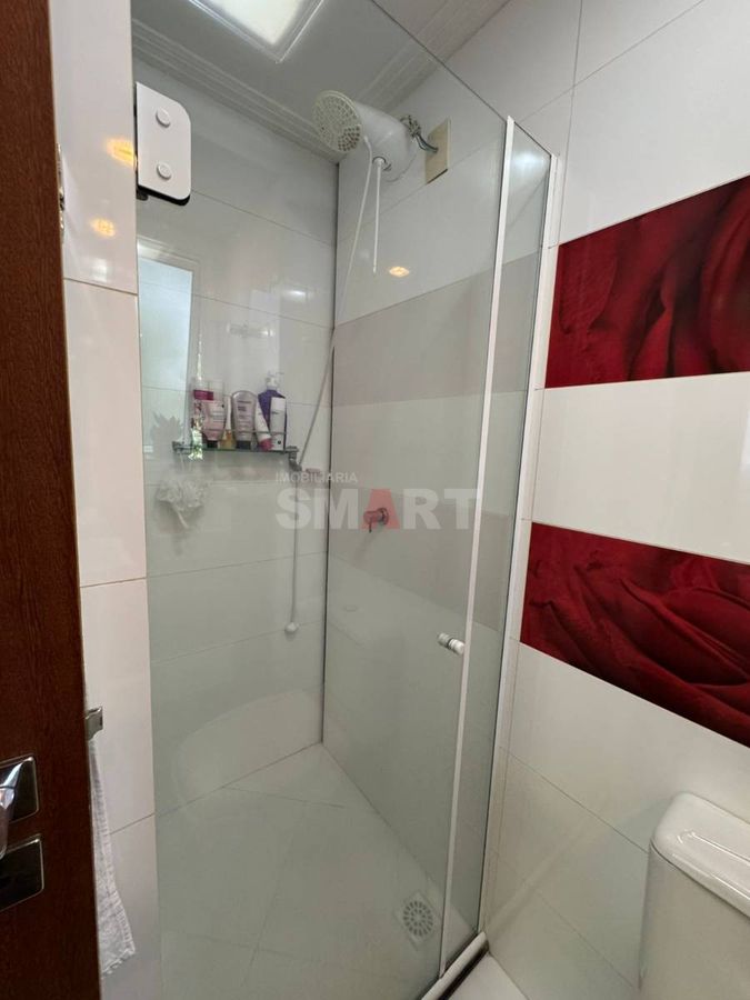 Apartamento Mobiliado com 1 Suíte mais 2 Quartos no Bairro Nova Brasília
