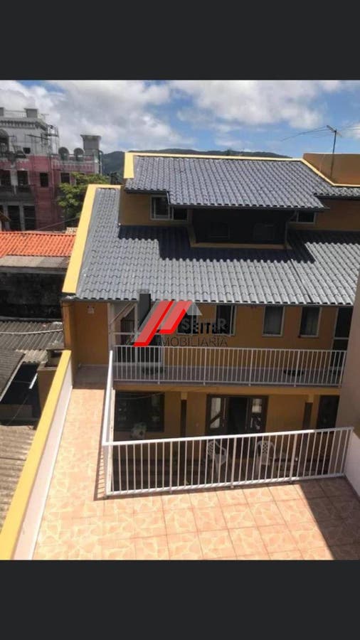 Casa à venda no Centrinho da Lagoa em Florianópolis