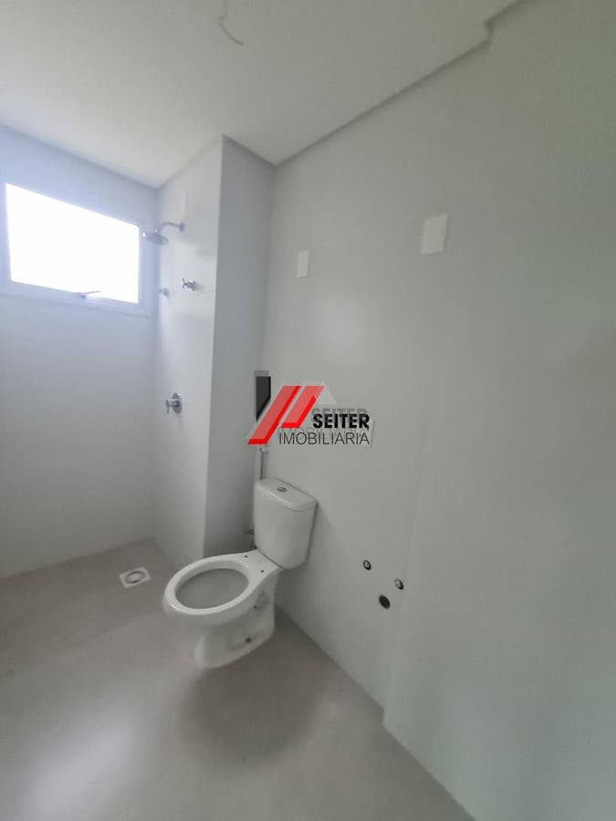 Apartamento de 3 dormitorios com suite novo a venda Joao Paulo