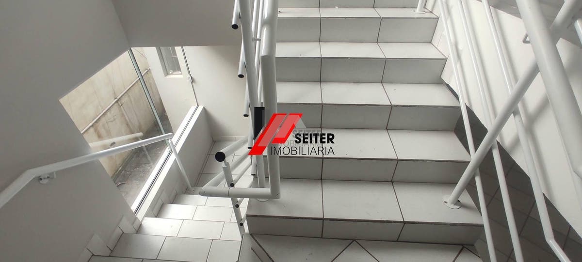 Loja /sala comercial no estreito para venda