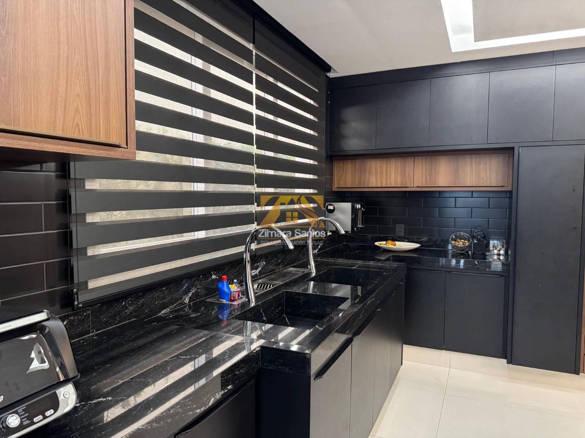 Sobrado, 3 quartos, 310 m² - Foto 8