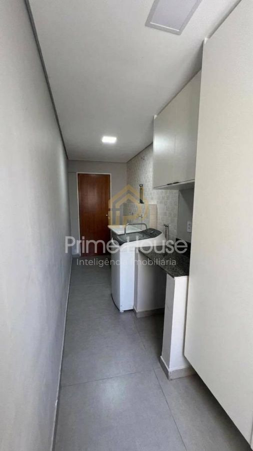 Vende-se Casa de Esquina no Condomínio Arbo Iguatemi