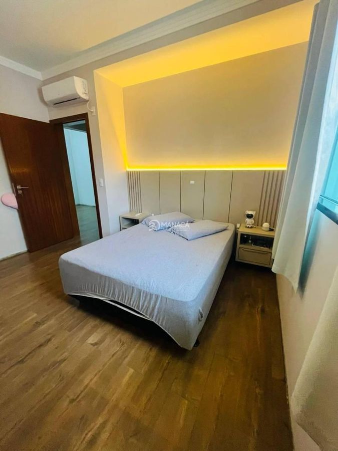 Casa, 2 quartos, 250 m² - Foto 13
