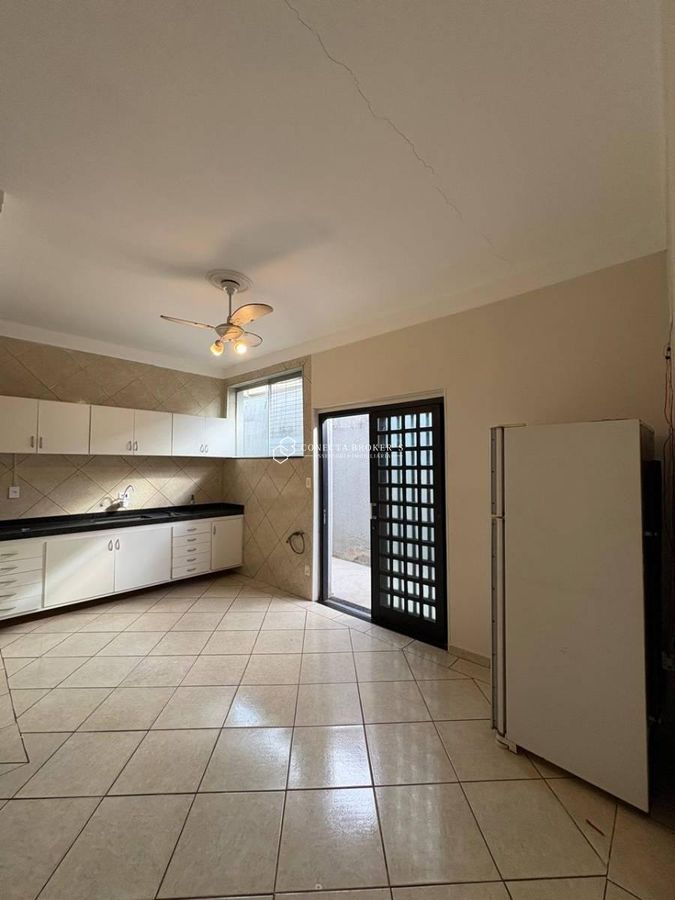 Casa, 3 quartos, 261 m² - Foto 9