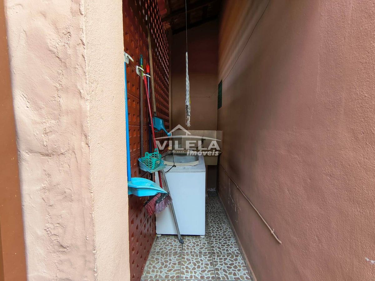 Casa de esquina-martin de sá-caraguatatuba-sp