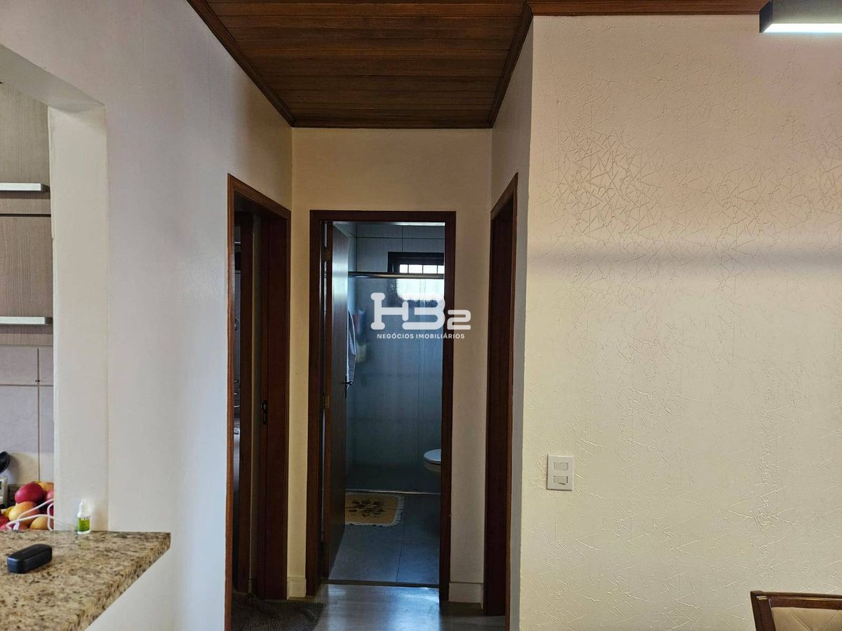 Casa Á Venda