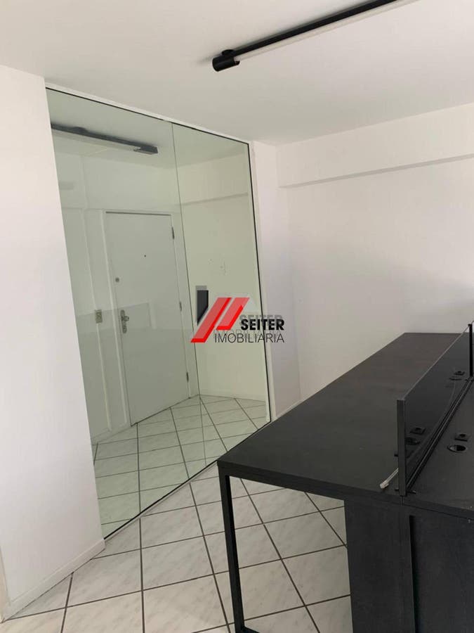 Sala comercial para alugar no centro de Florianópolis proximo mercado publico