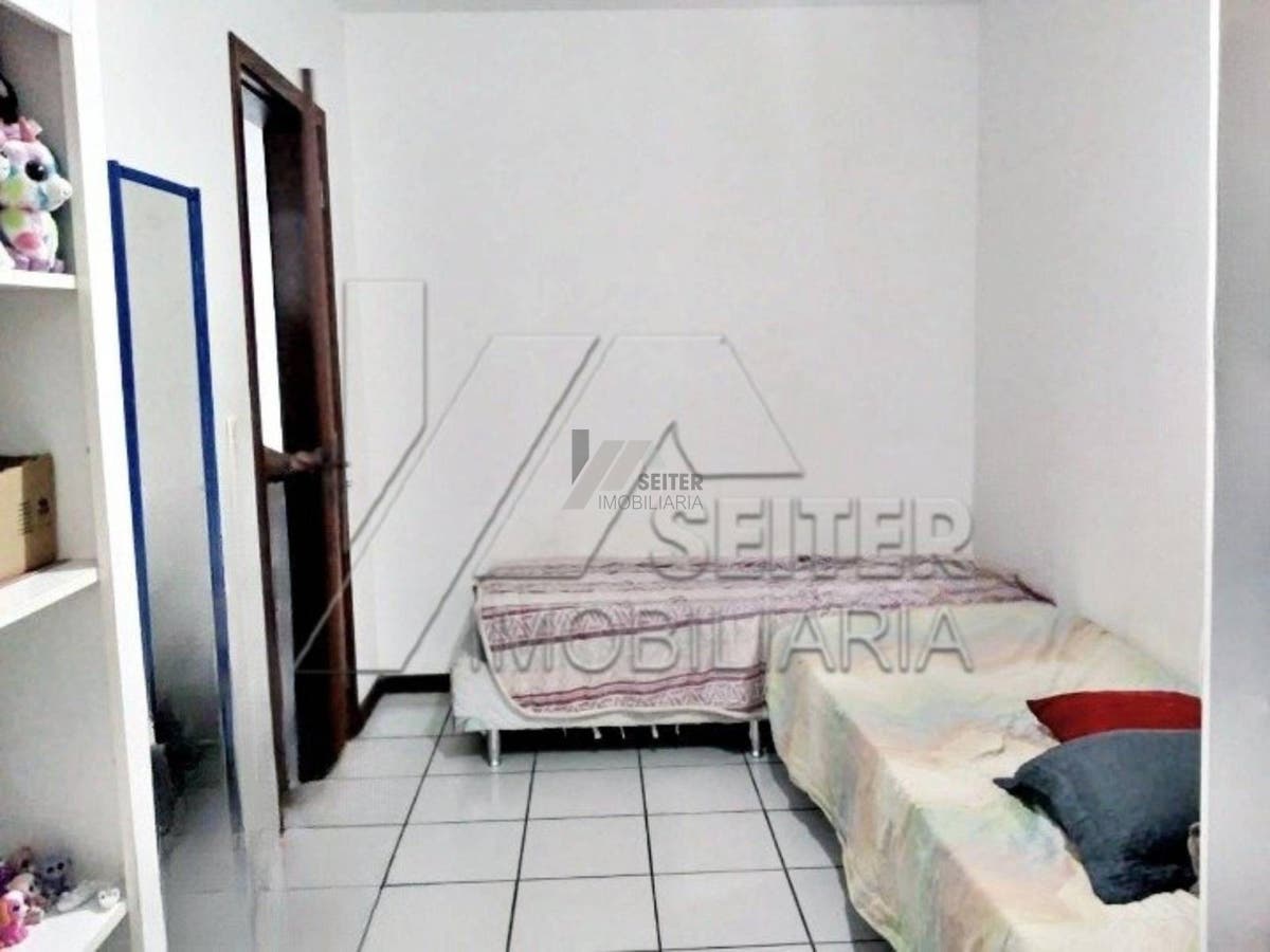 Apartamento de 2 dormitórios a venda Córrego Grande