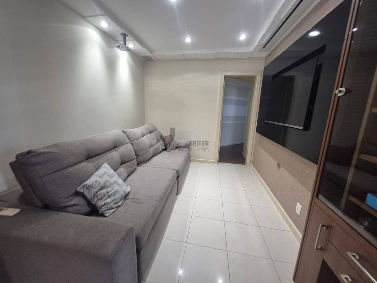 Apartamento com 2 Dormitórios Semimobiliado para Locação no Itacurubi