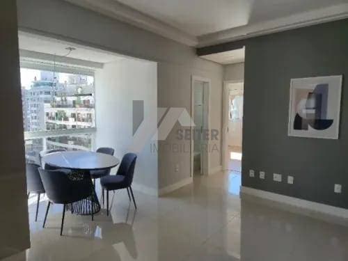 Apartamento com 2 Quartos, Centro - Florianópolis