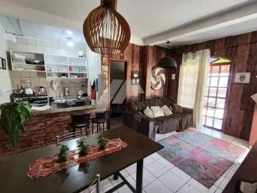 Residencial › Casa, 5 dormitórios, para Venda no Carvoeira- Florianópolis