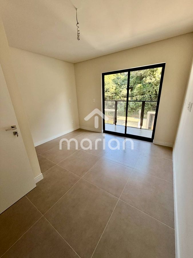 Sobrado com 2 quartos, Praia Grande - Penha