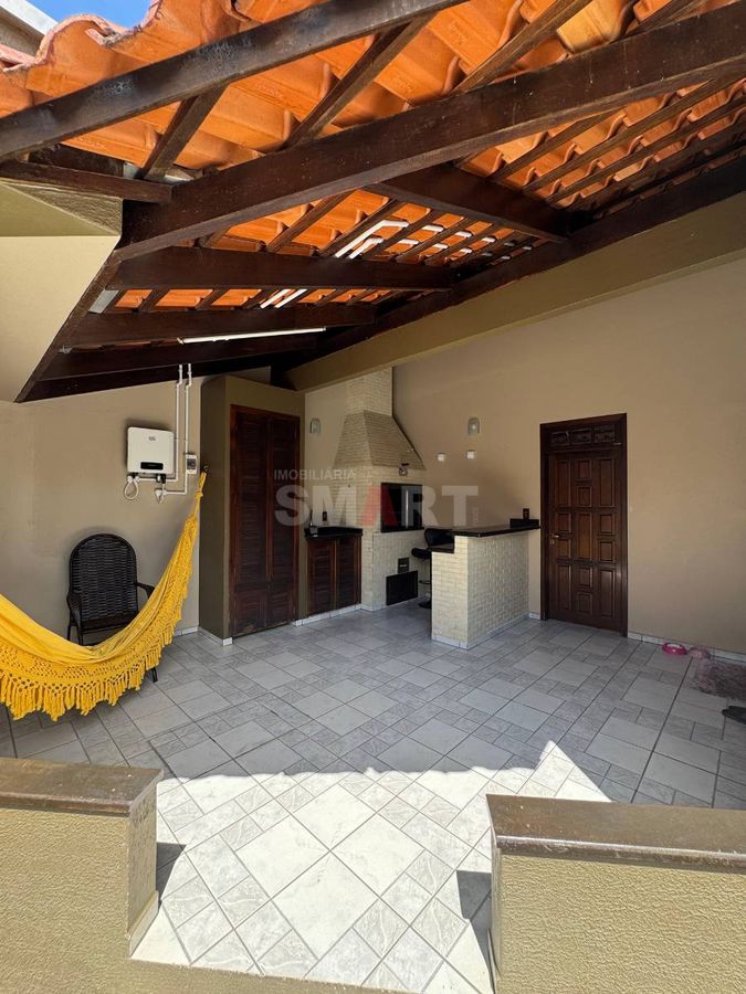 Terreno com 924,27m² com 2 Casas e Piscina no Bairro Vila Lenzi (Avalia Permuta)