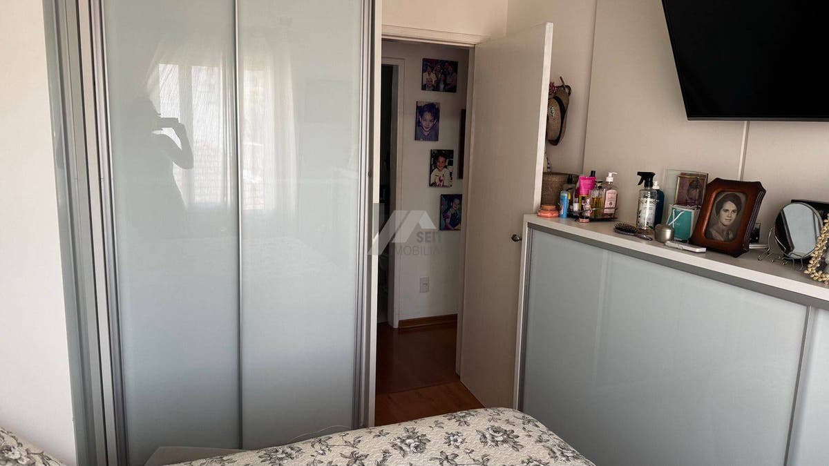 Apartamento 3 dormitórios com 1 suite a Venda em Florianópolis Centro