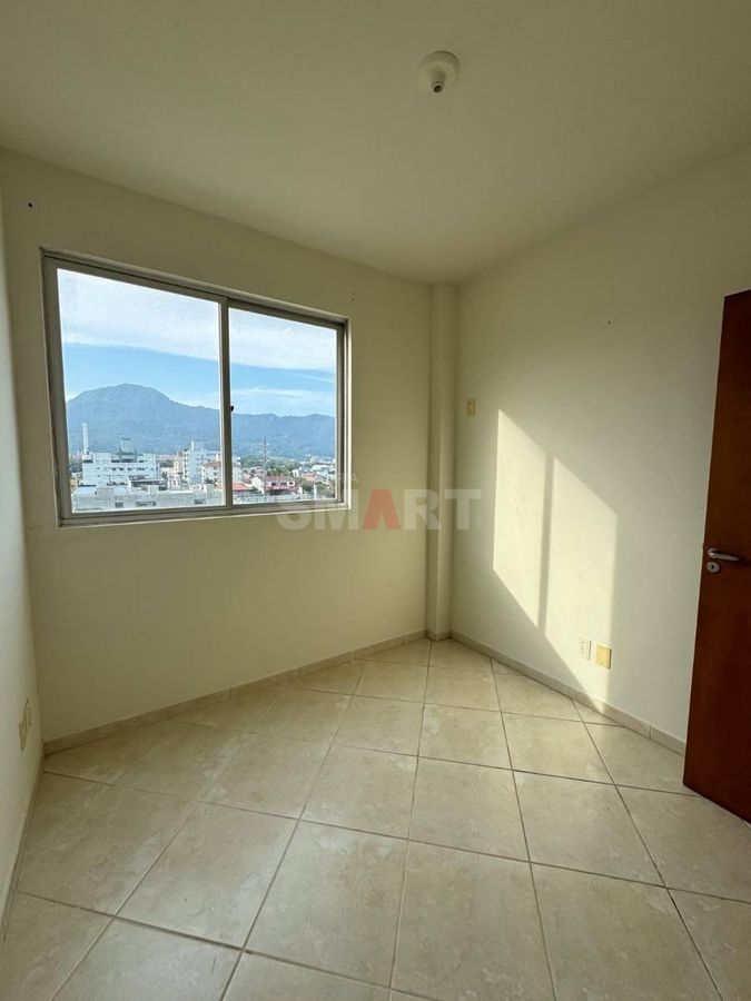 Apartamento com 1 Suíte + 2 Quartos Próximo à Via Verde