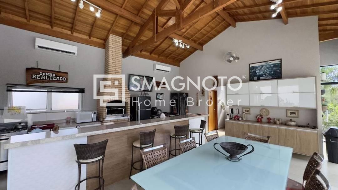 Sobrado com 4 dormitórios à venda, 699 m² por R$ 2.100.000,00 - Colinas do Piracicaba (Ártemis) - Piracicaba/SP