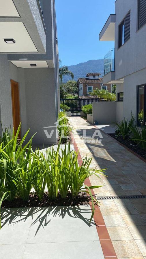 Casa de Condomínio com 2 quartos para Locação, Cidade Jardim - Caraguatatuba