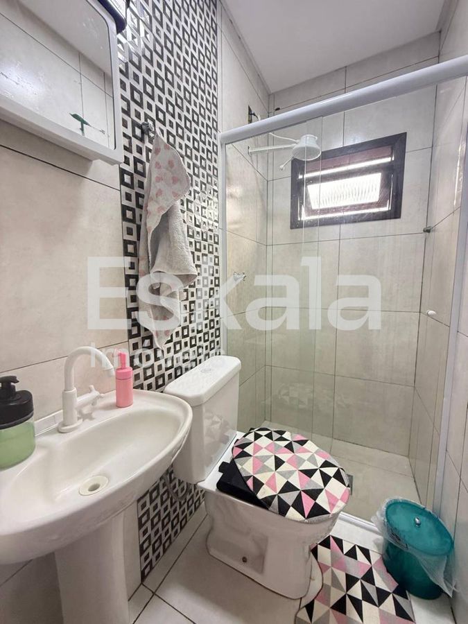 Casa com 4 Dormitórios, sendo 1 Suíte - Bairro João Pessoa, Jaraguá do Sul