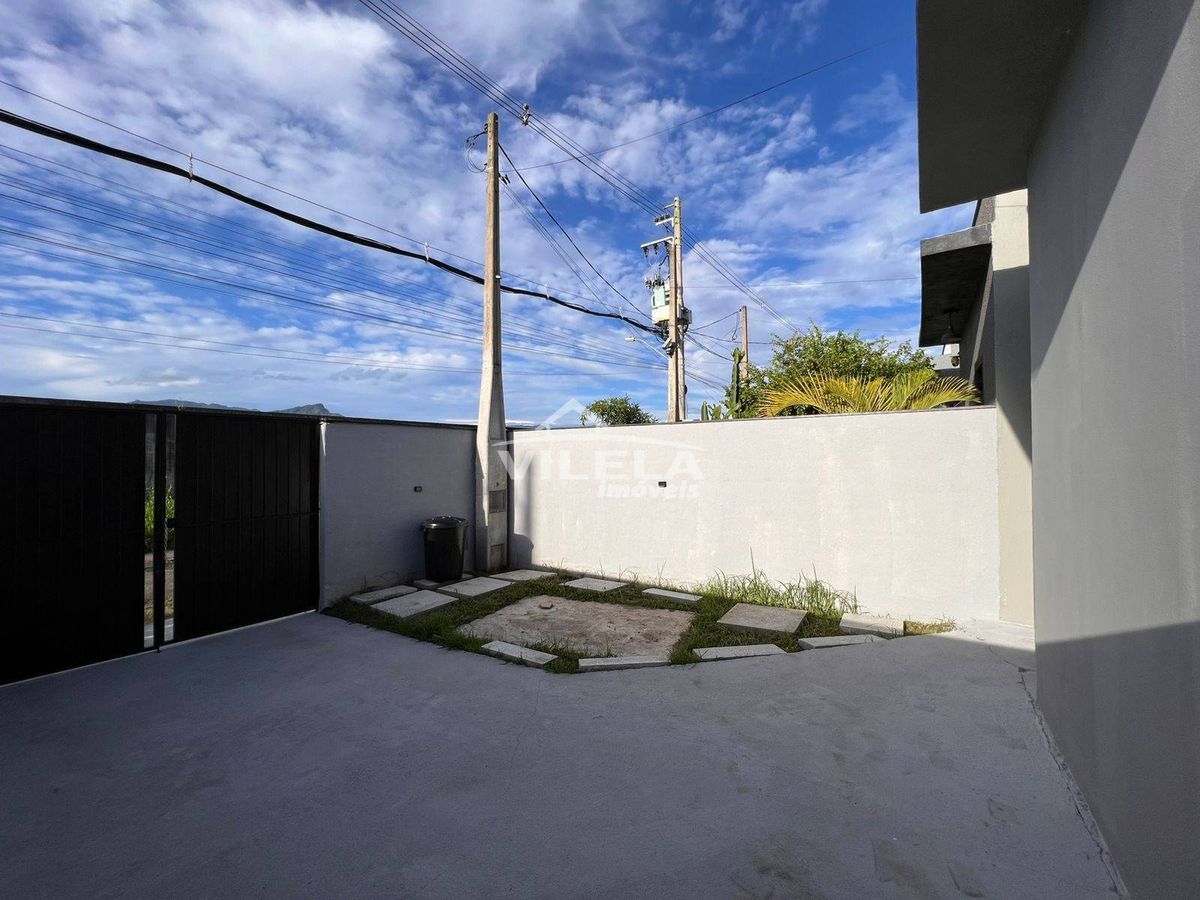 Casa à venda no Golfinho – Caraguatatuba-SP