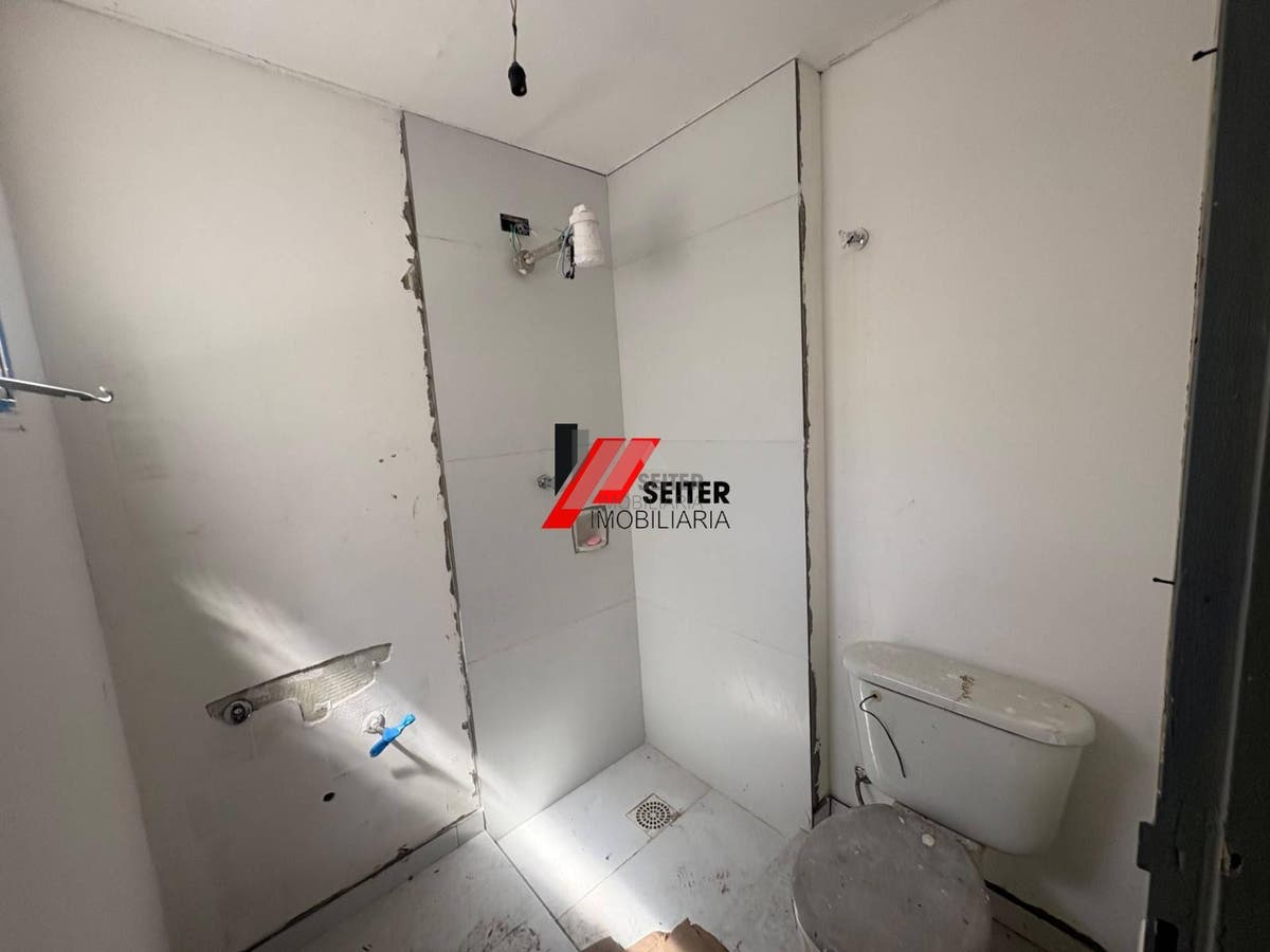 Apartamento de 3 suites a venda Agronomica Florianopolis