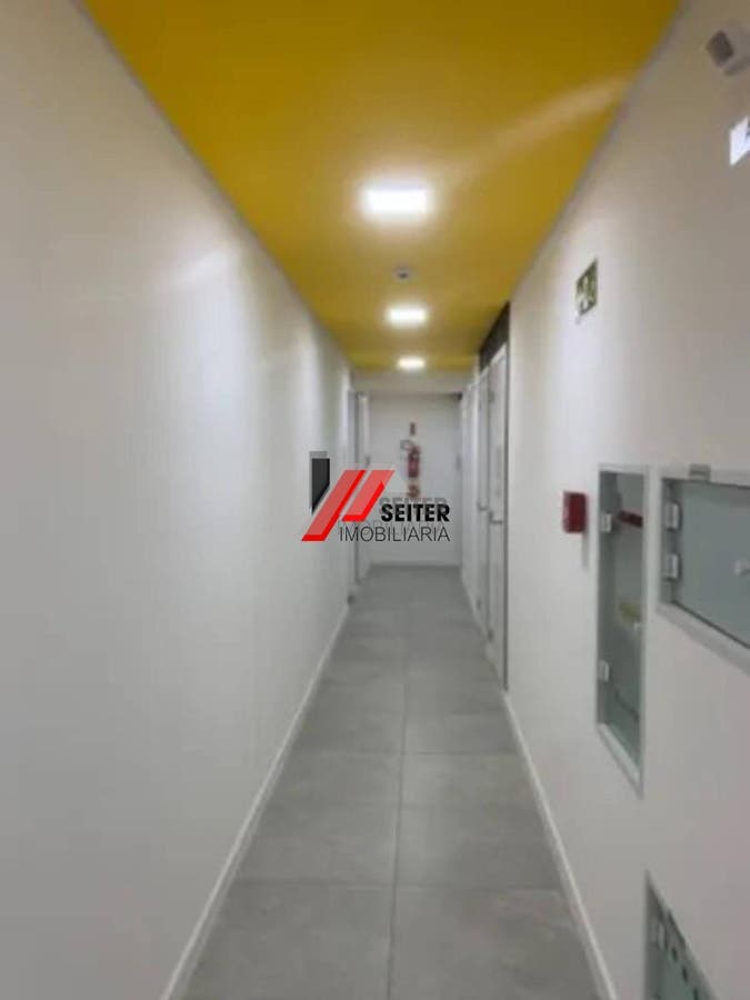Apartamento de dois dormitórios com suite à venda na Carvoeira em Florianópolis