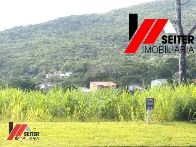 Terreno a venda em Florianopolis Itacorubi em localização previlegiada