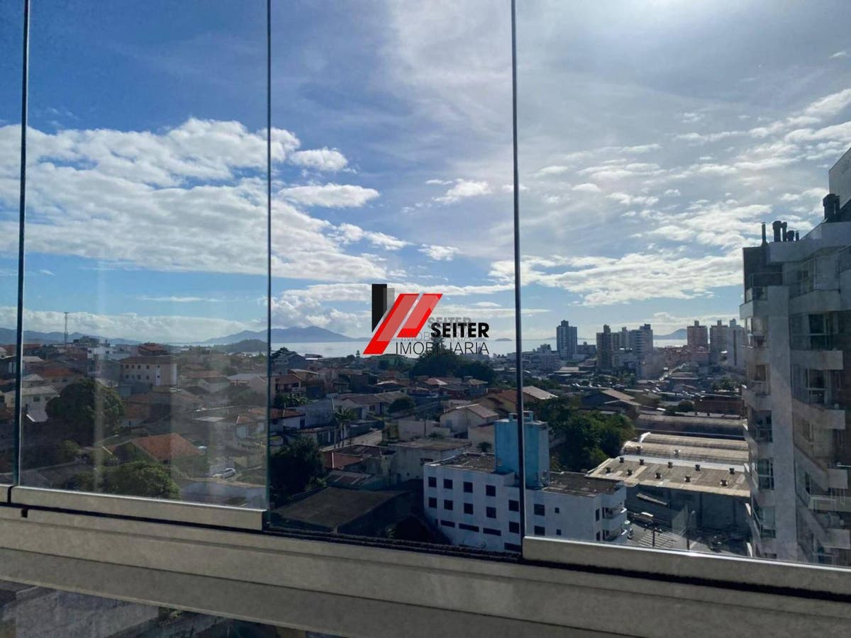 Apartamento a Venda de 3 Dormitórios em São José - foto 22