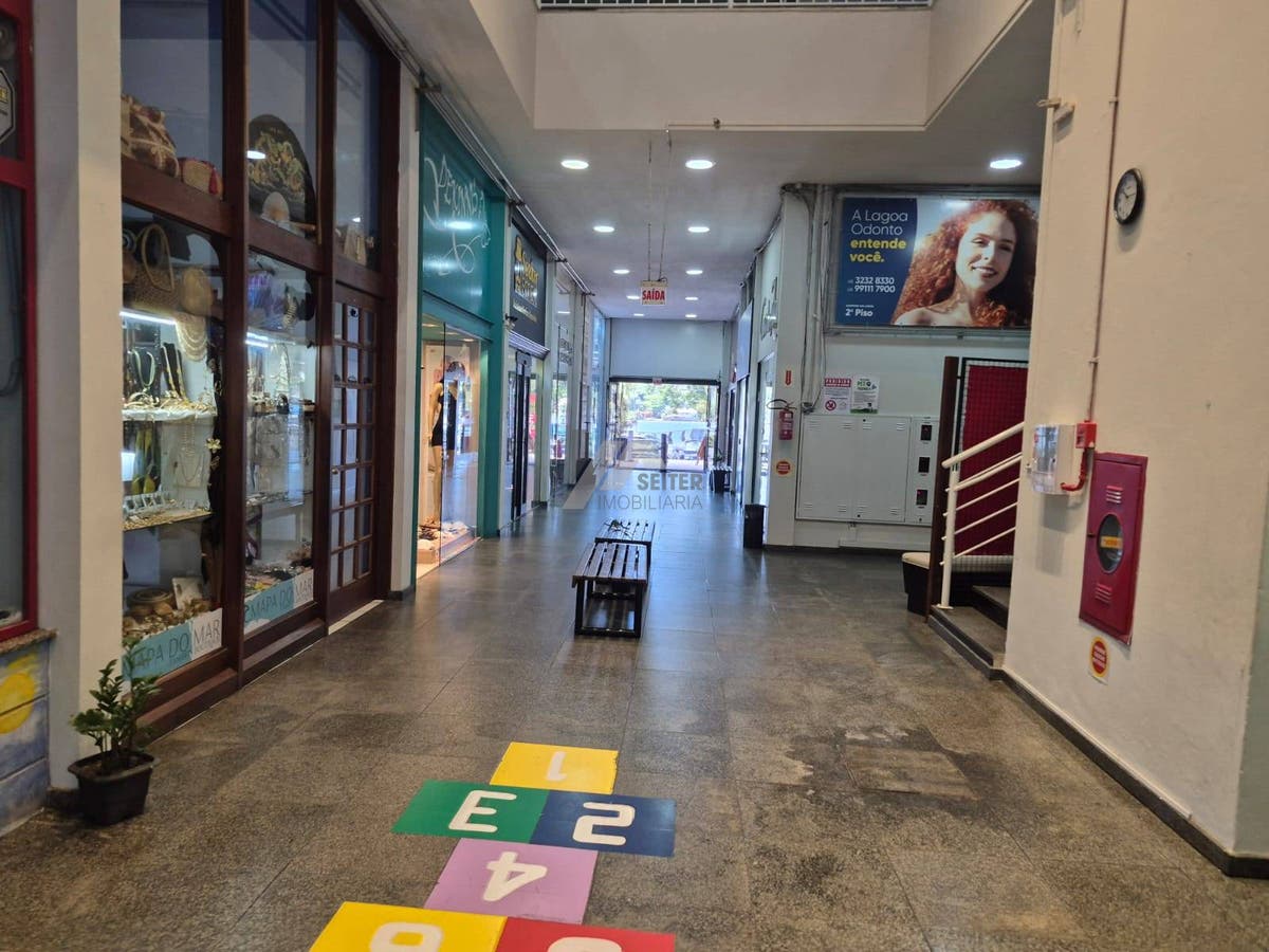 Loja para locação no Shopping Via Lagoa