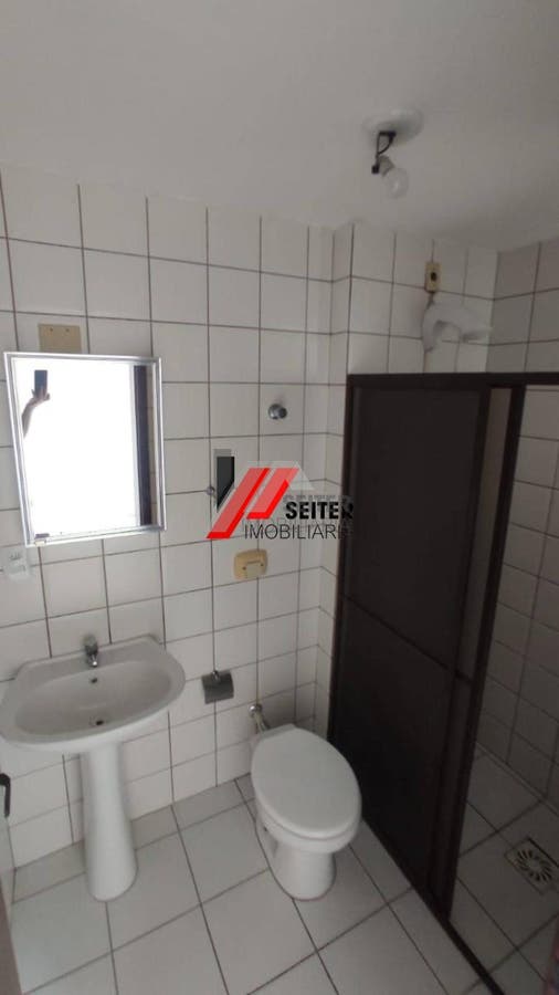 Apartamento 2 suites para aluguel no centro proximo Hercilio Luz
