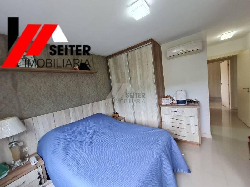 Apartamento a venda de 3 dormitorios Itacorubi Florianopolis