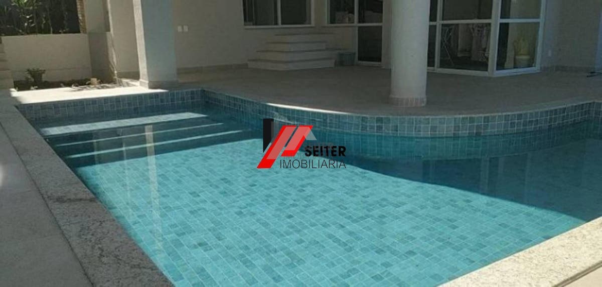 Casa a venda no bairro João Paulo com 4 dormitórios