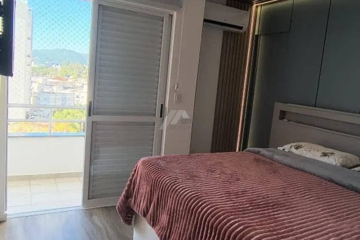 Apartamento com 3 quartos, Itacorubi - Florianópolis