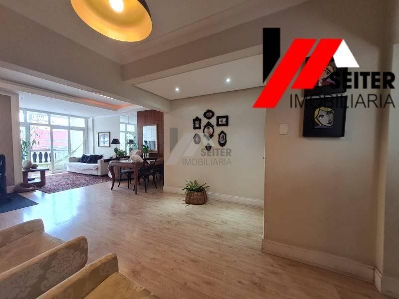 Apartamento de 3 dormitorios a venda Centro Florianopolis