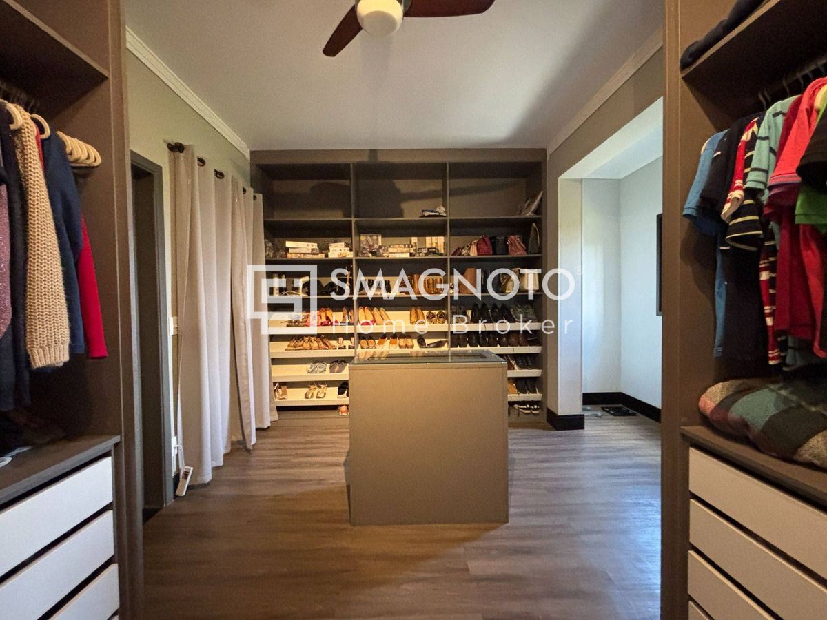 Sobrado com 4 Suítes à Venda no Villa D'Aquila em Piracicaba 304 M² R$ 2.790.000