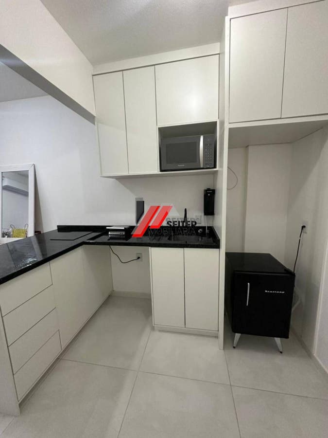 Studio Comercial à Venda no Centro de Florianópolis