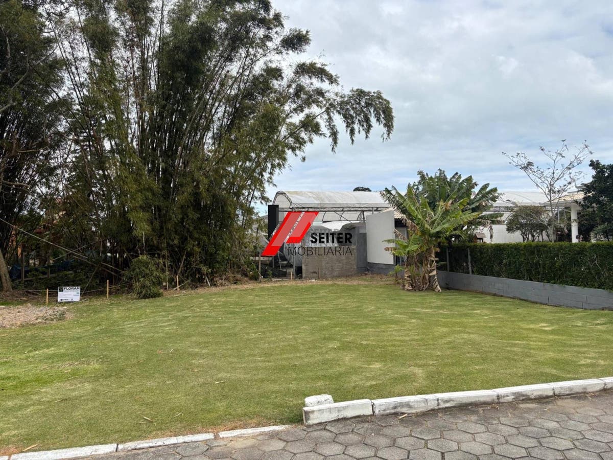 Terreno a venda Sambaqui florianópolis