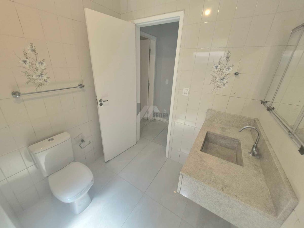 Casa de 4 quartos para alugar no Santa Monica Florianopolis