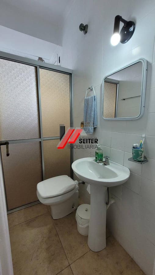 Casa com 4 quatro quartos para locação trindade florianópolis