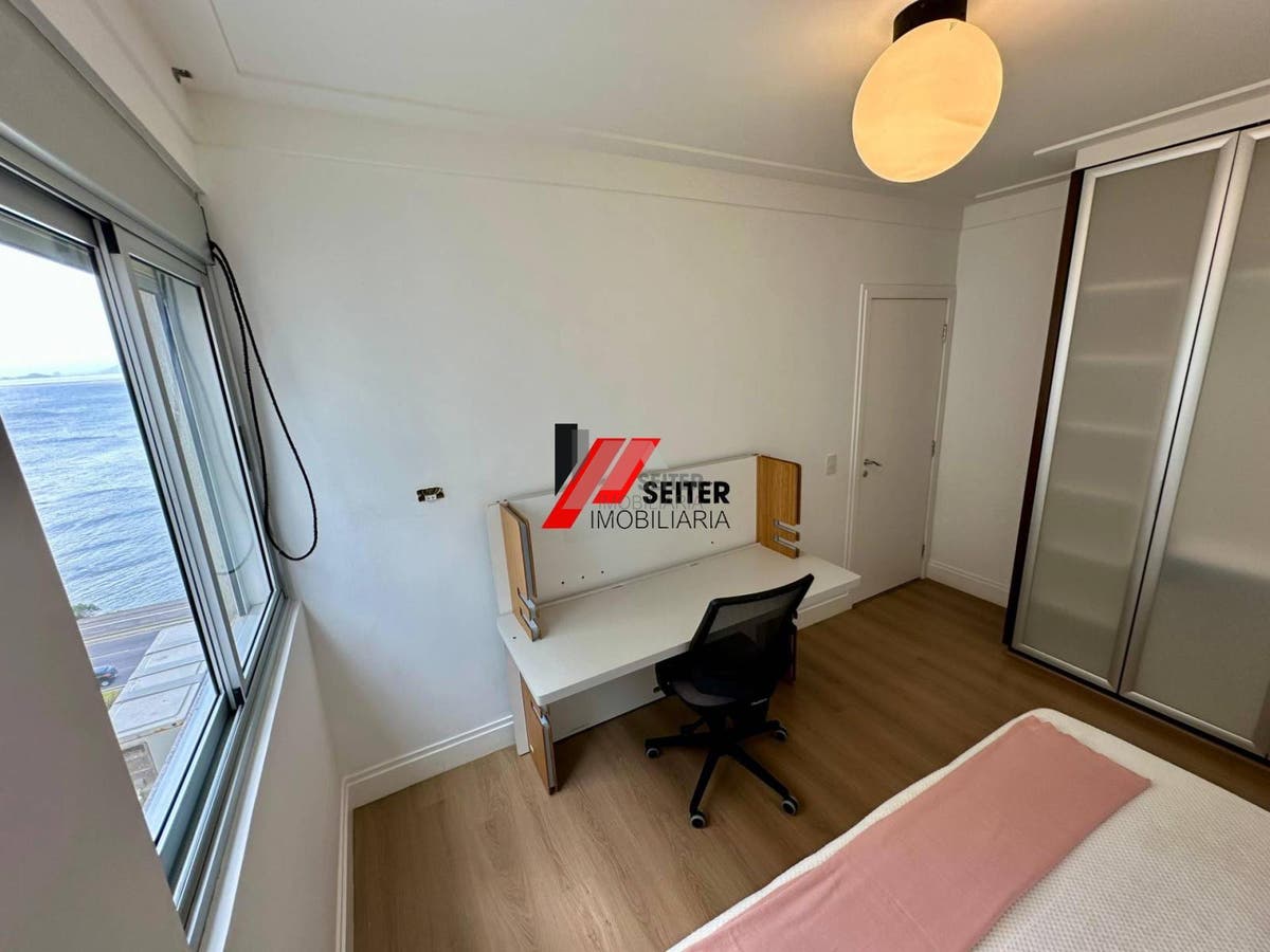Apartamento 3 dormitórios e suite venda Centro Florianópolis