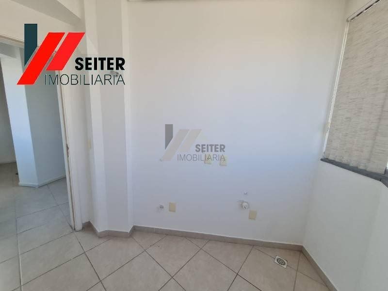 Conjunto de Salas Comerciais a Venda em Florianópolis - foto 16