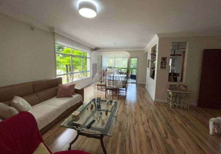 Apartamento com 3 quartos e 2 vagas em Itacorubi, Florianópolis