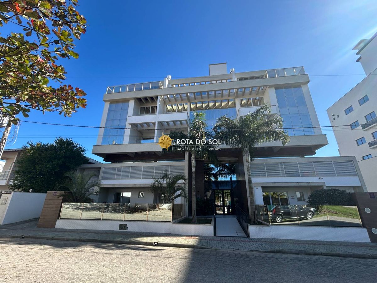 Villa Millenium Cobertura 3 Suítes mobiliada Praia Mariscal Bombinhas SC