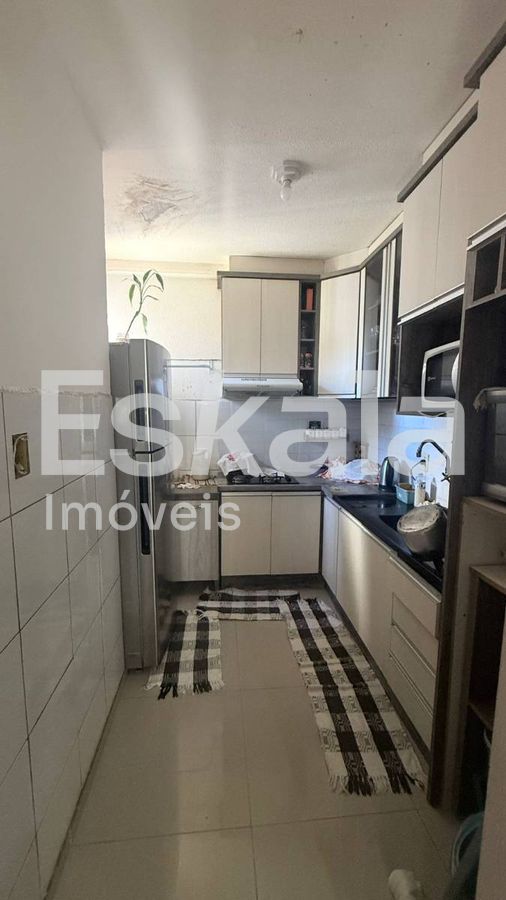 Apartamento com 02 Dormitórios - Bairro Nereu Ramos, Jaraguá do Sul