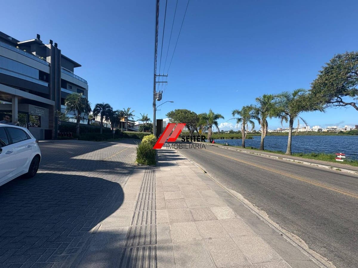 Apartamento a venda com suite no Campeche