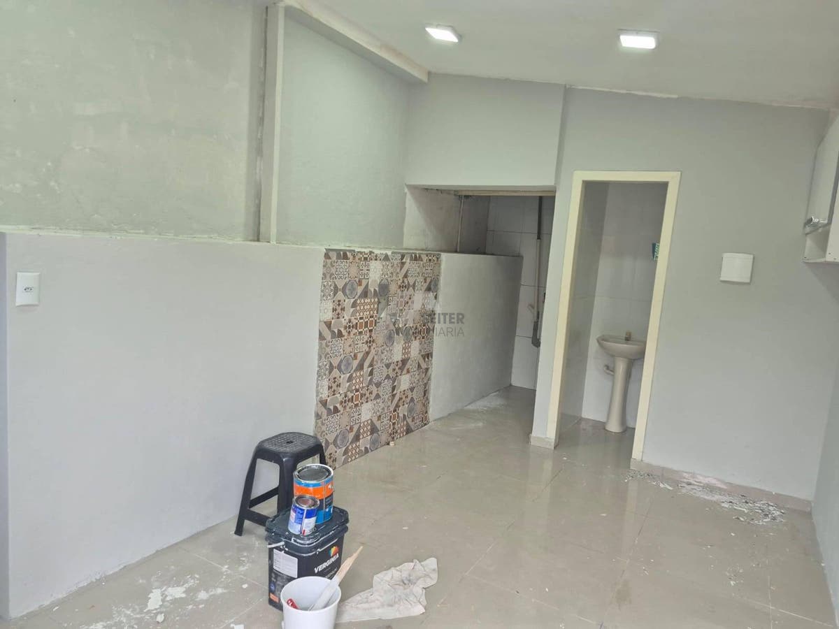 Ktinet com 1 quarto para alugar na trindade