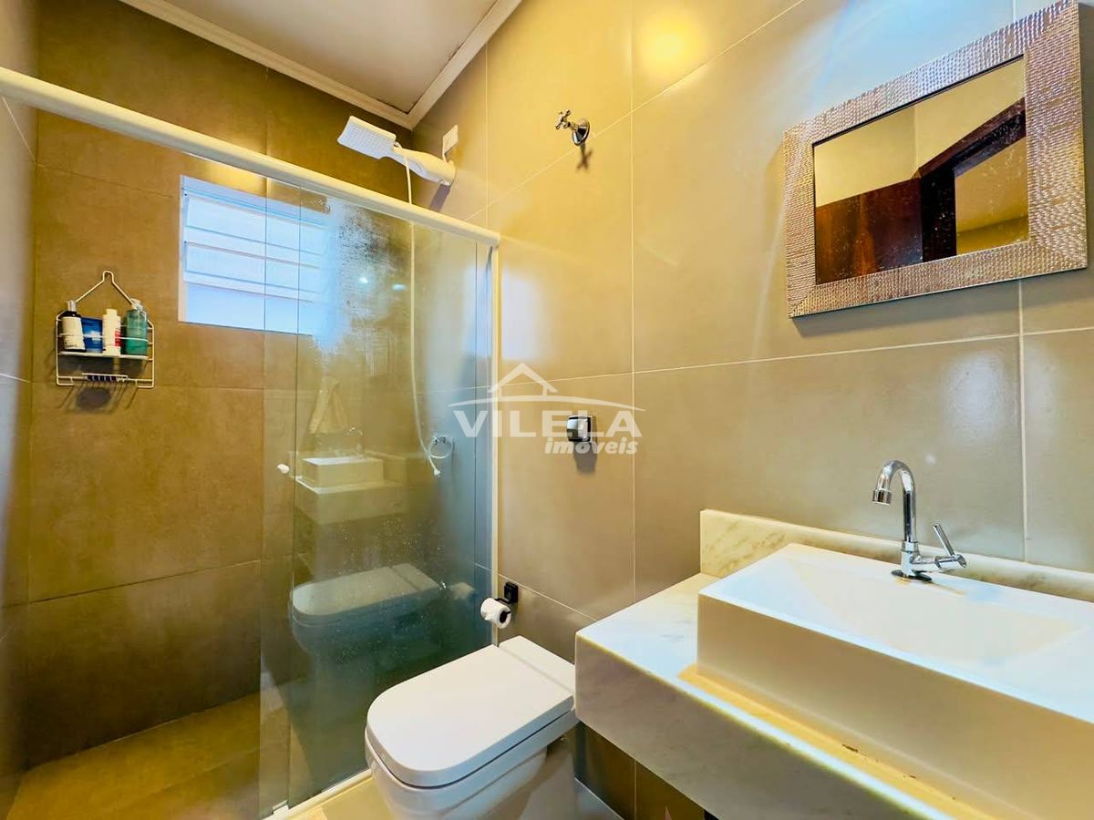 Casa Térrea-Bairro Jardim Britânia-Caraguatatuba-Sp
