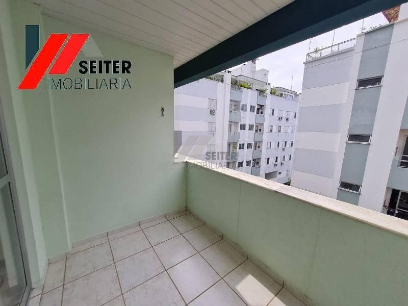 Apartamento 2 dormitorios UFSC