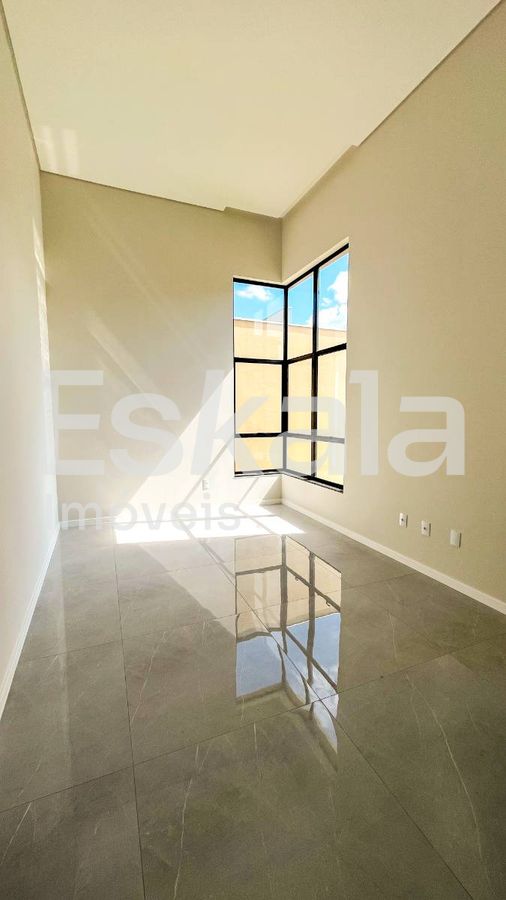 Casa á venda no Loteamento Montreal com Piscina, Três Rios do Norte - Jaraguá do Sul