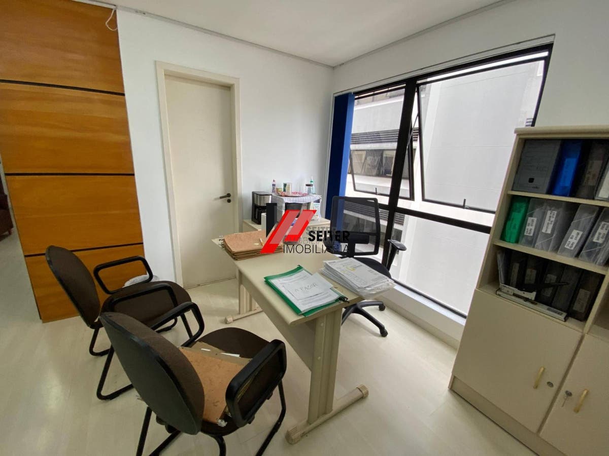 Sala comercial para alugar no centro de Florianópolis proximo ao mercado publico