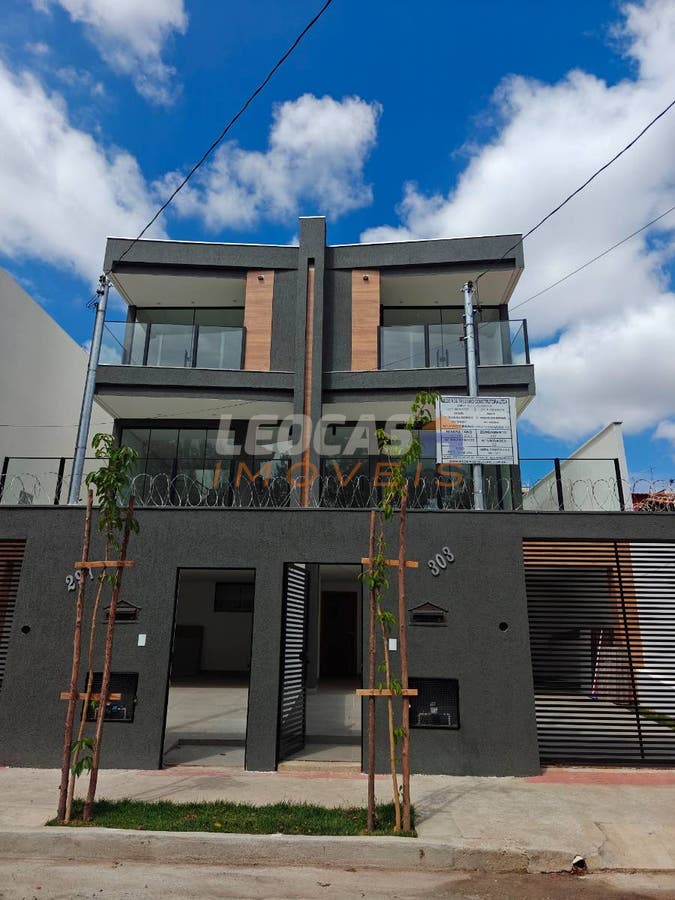 Casa de 3 quartos, 236m² no bairro Planalto, em Belo Horizonte | Eu Corretor